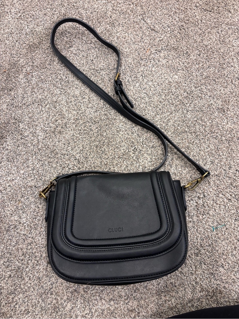 Cluci Black Leather Crossbody Saddle-Style Bag
